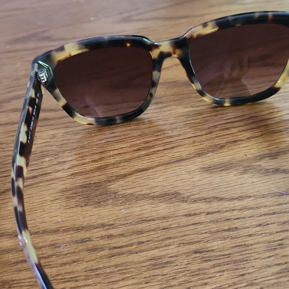 Burberry Tortoise Shell Sunglasses - Picture 3 of 6